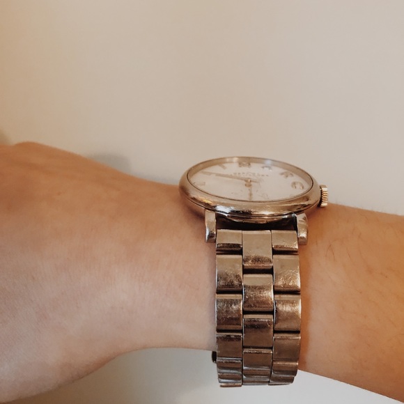 Marc Jacobs Watch - Picture 2 of 2